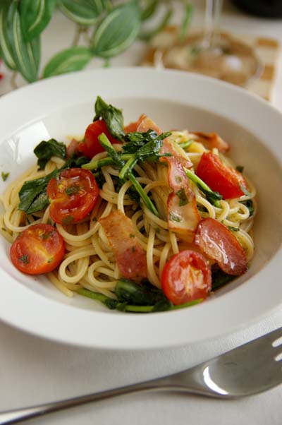 ルッコラのパスタのレシピ 簡単ルッコラのスパゲッティの作り方とコツ